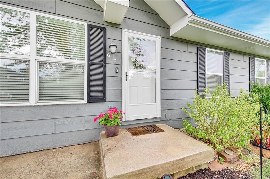 612 W Cumberland Drive — photo 5