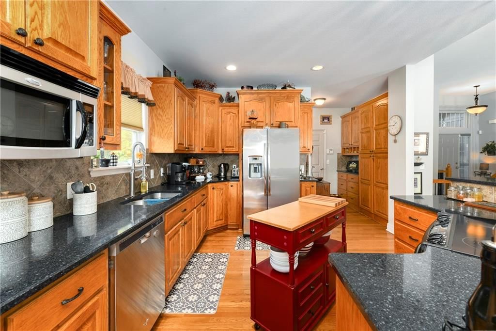 4421 Grand Court — photo 14