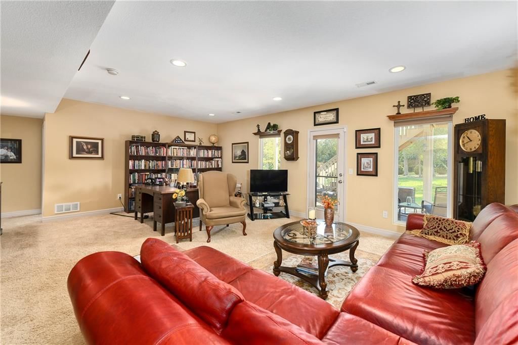 4421 Grand Court — photo 31