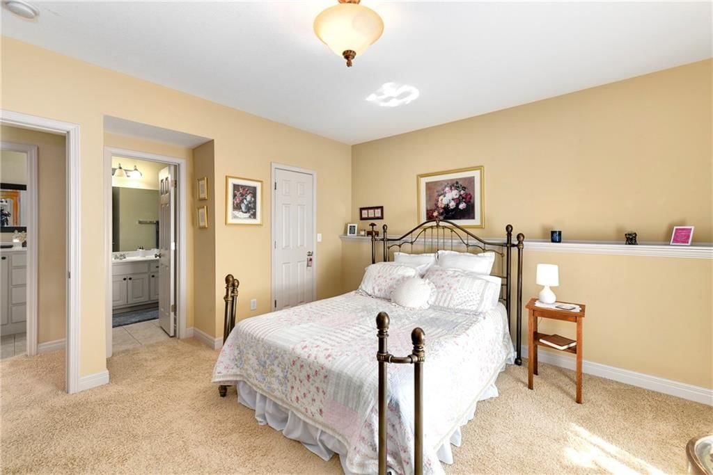 4421 Grand Court — photo 36
