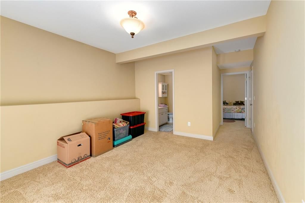 4421 Grand Court — photo 38