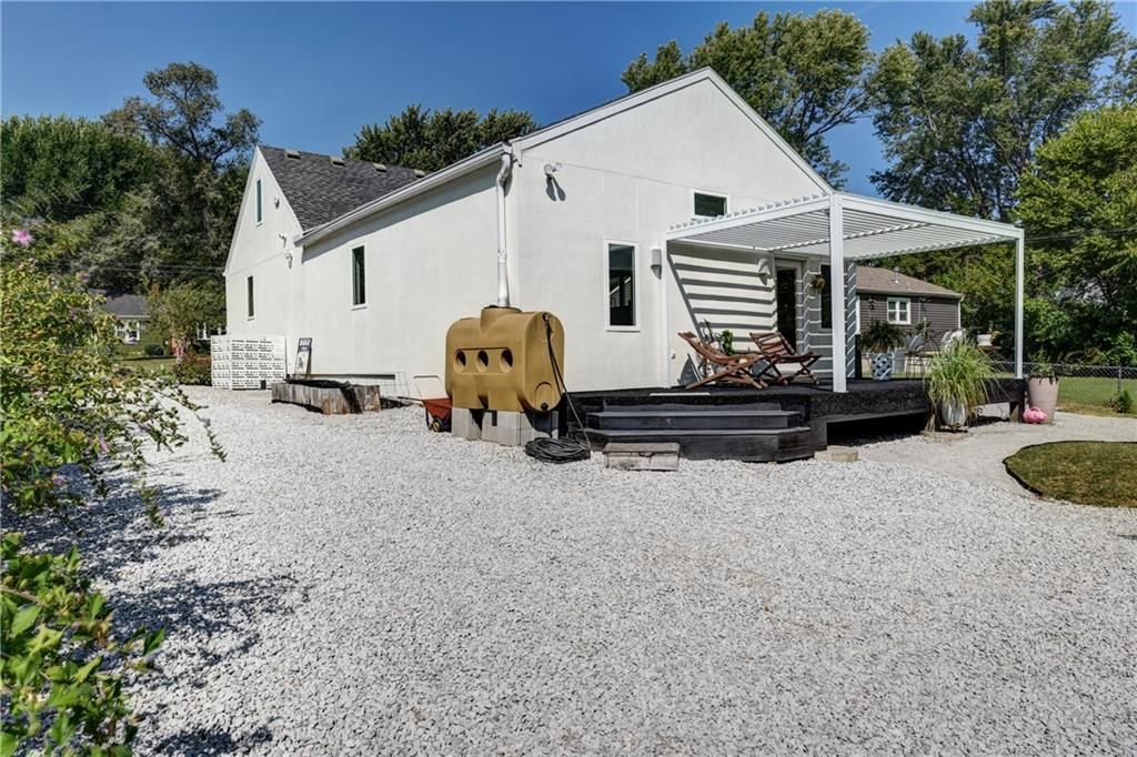7733 Madison Street — photo 47