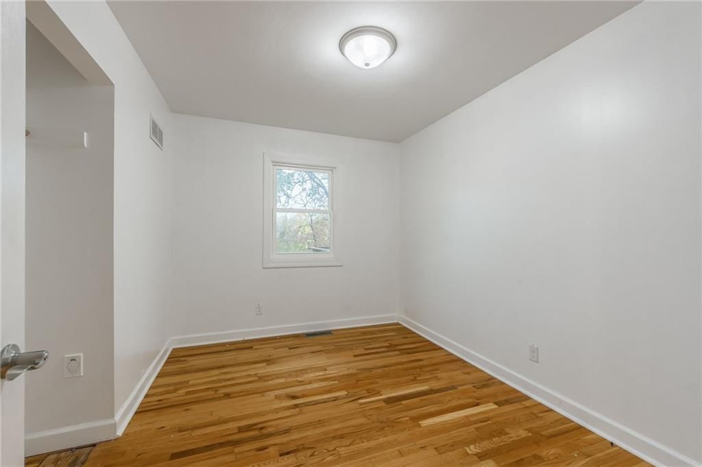 6632 Tauromee Avenue — photo 15