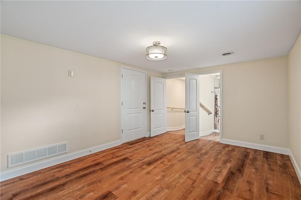 701 N Jefferson Street — photo 20