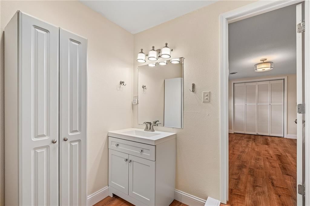 701 N Jefferson Street — photo 22