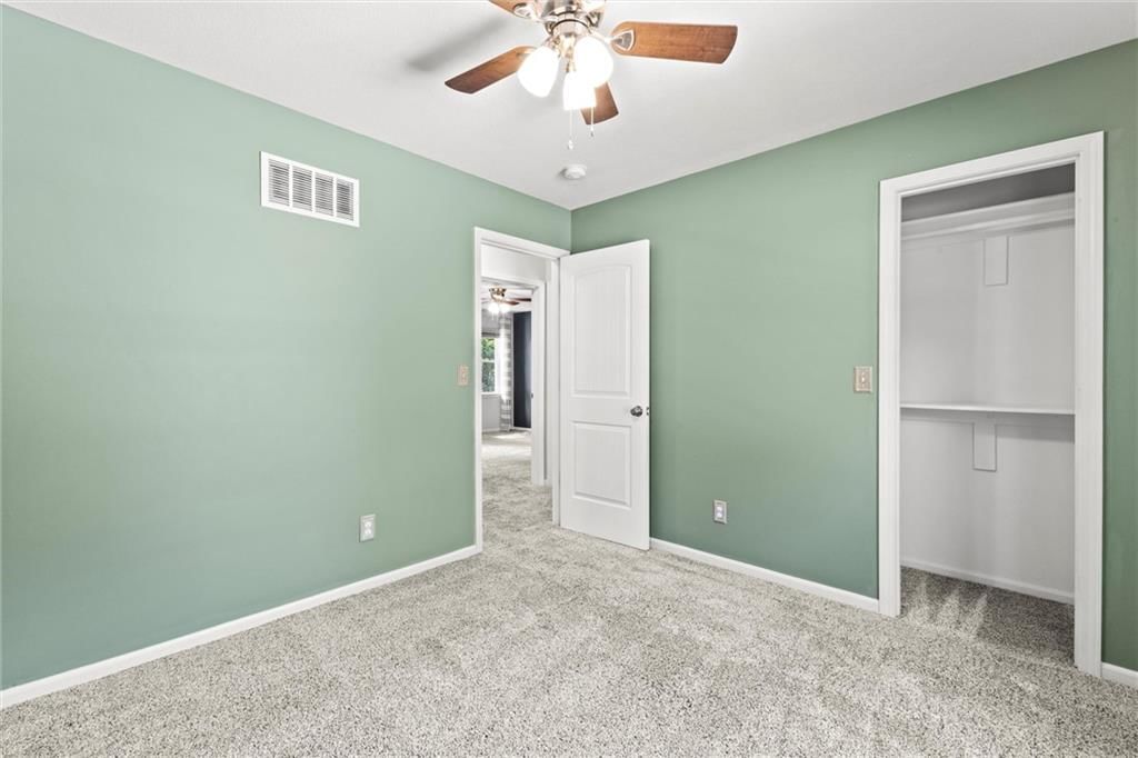 406 NE Keystone Drive — photo 21