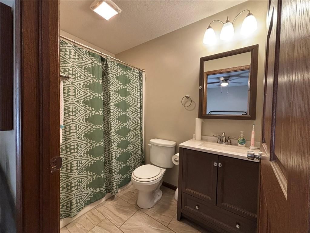 206 N Cypress Unit B Street — photo 19
