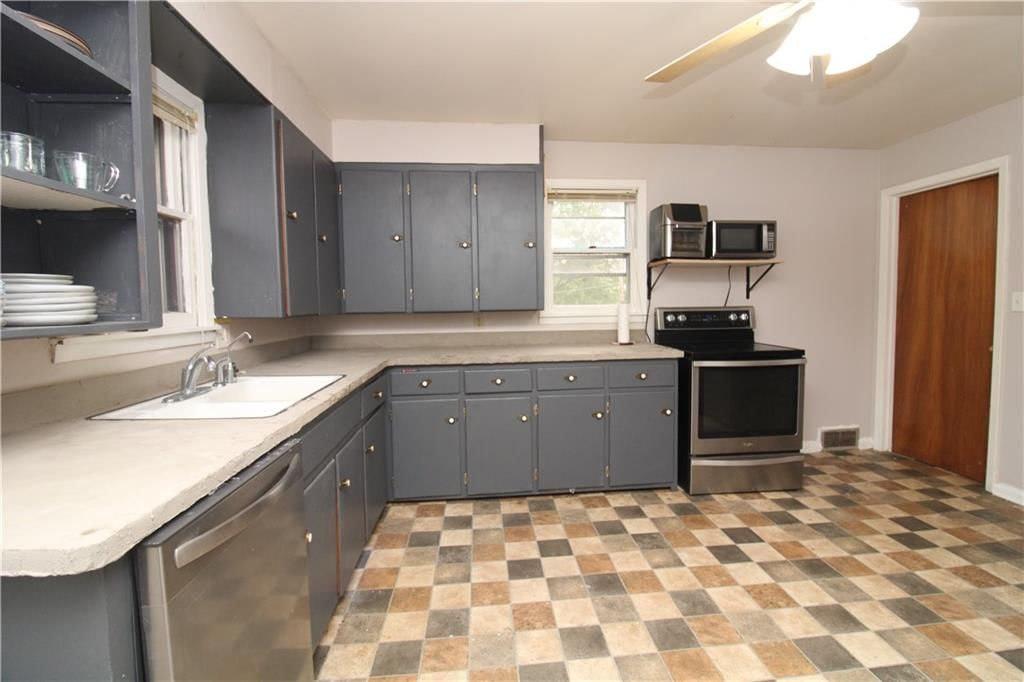 317 S Centre Street — photo 9