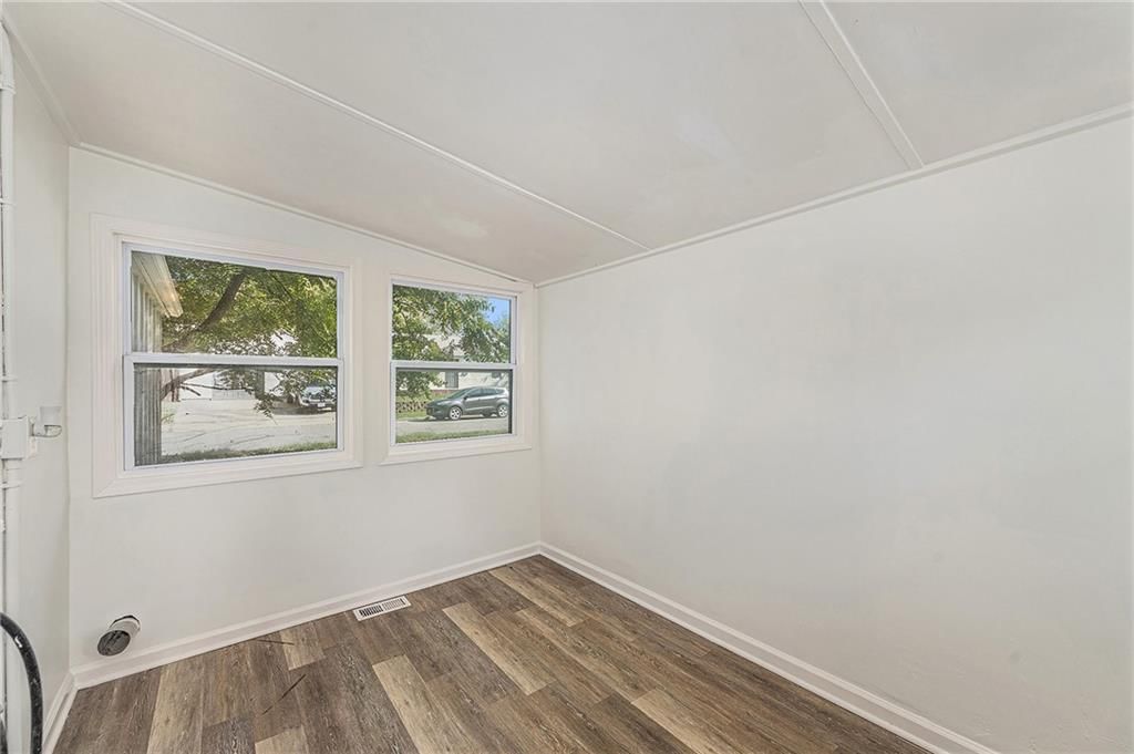 601 Deweese Street — photo 17