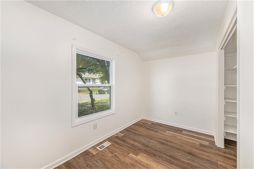 601 Deweese Street — photo 24