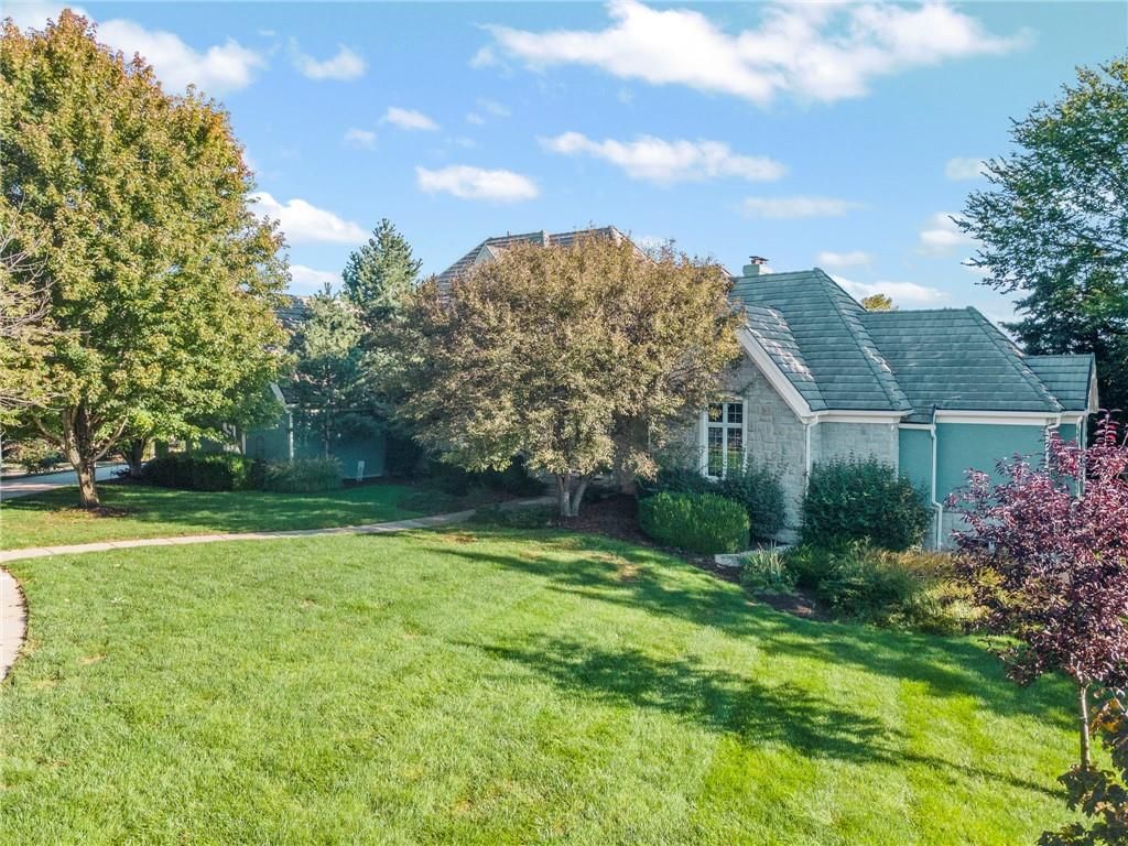 20914 W 96th Terrace, Lenexa, KS