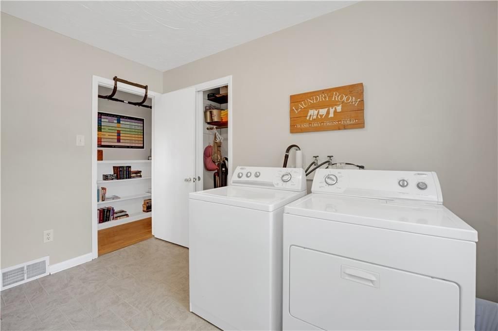 27280 W Highway — photo 27