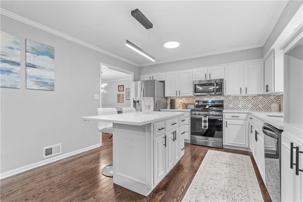 9108 Catalina Street — photo 14