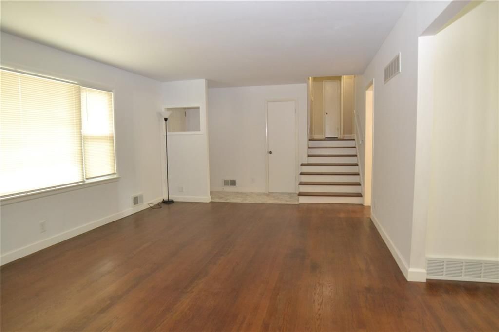 4608 N Agnes Avenue — photo 4