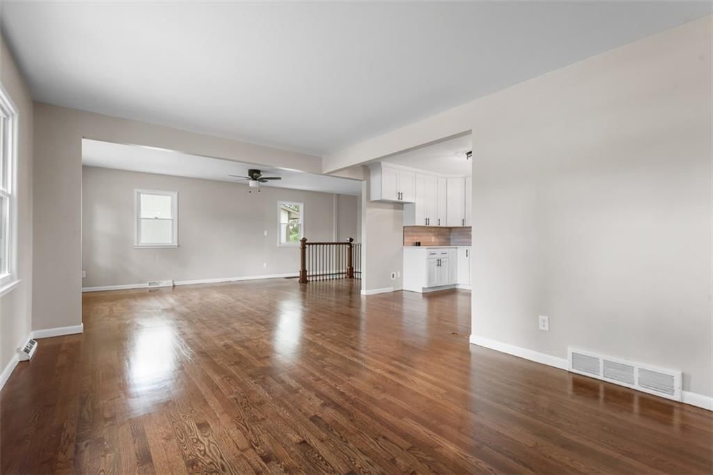 1519 Delaware Street — photo 2
