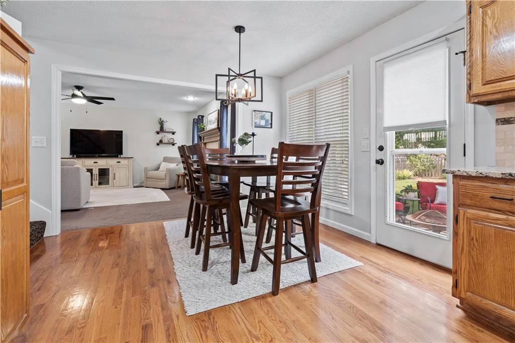 1216 SE Warren Drive — photo 15