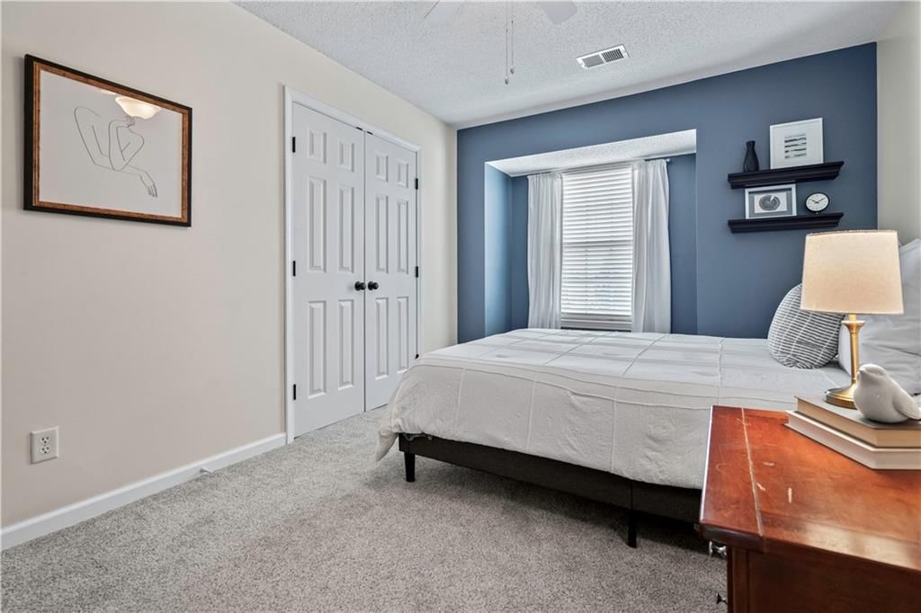 1216 SE Warren Drive — photo 36