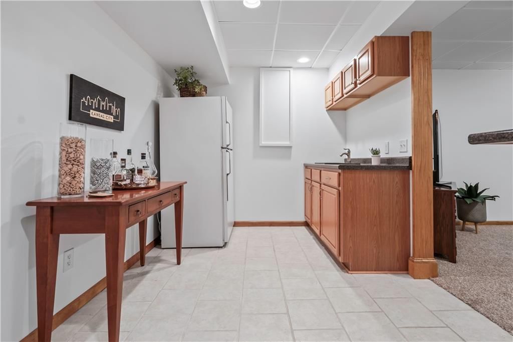 1216 SE Warren Drive — photo 47