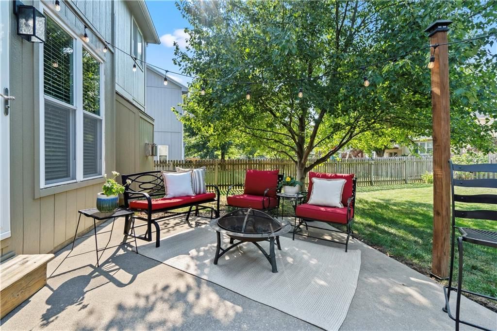 1216 SE Warren Drive — photo 48