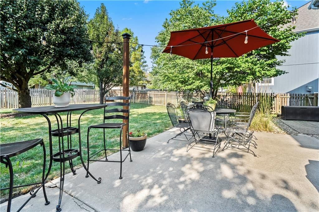 1216 SE Warren Drive — photo 49