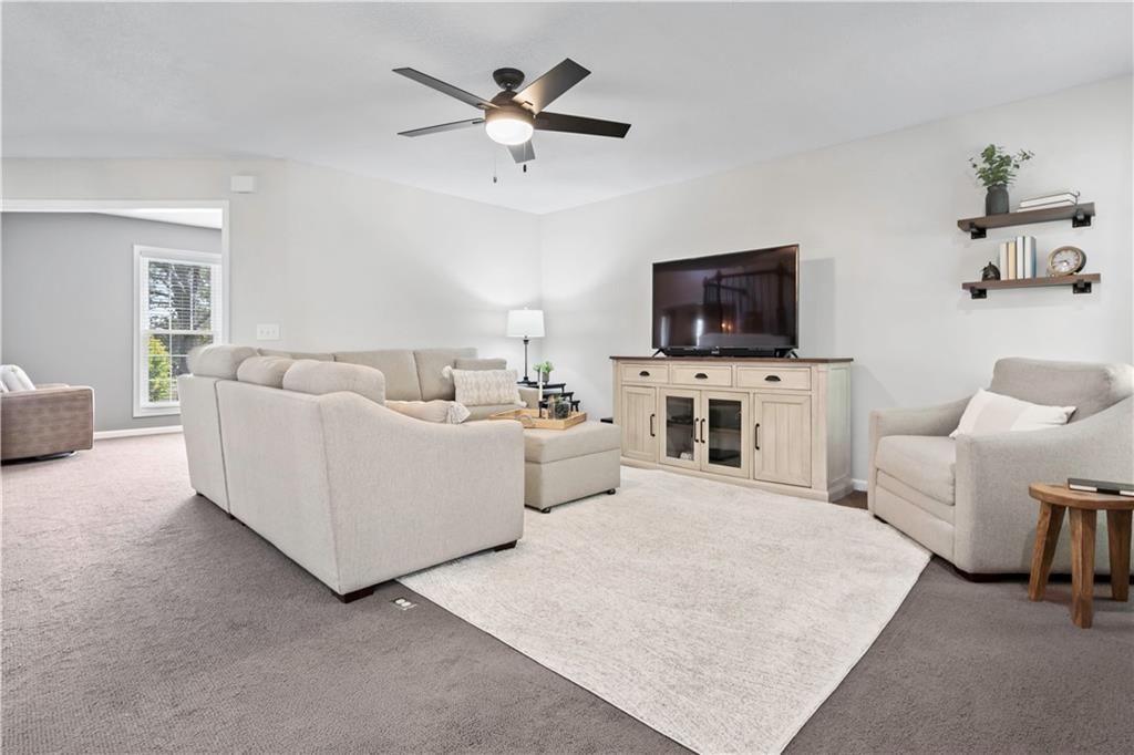 1216 SE Warren Drive — photo 10