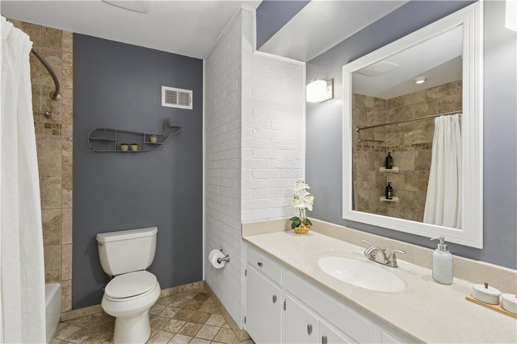 9028 Grant Street — photo 16