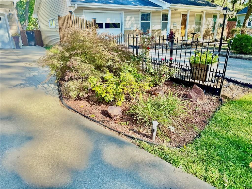 123 N CHARLES Street — photo 35