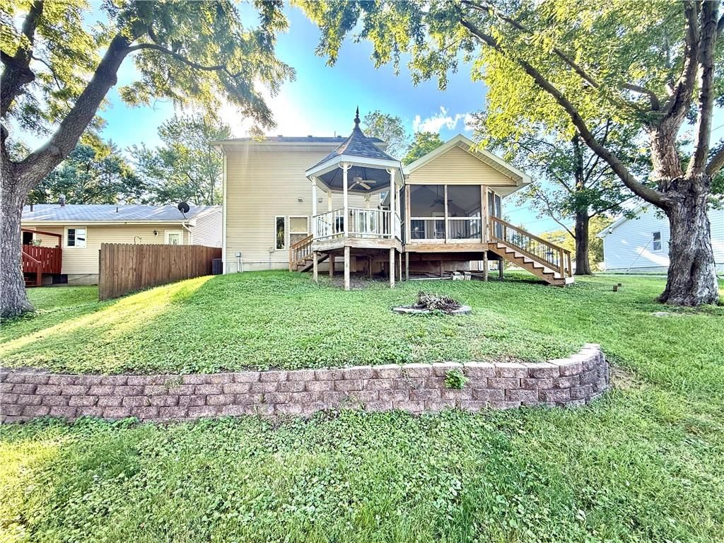 123 N CHARLES Street — photo 37