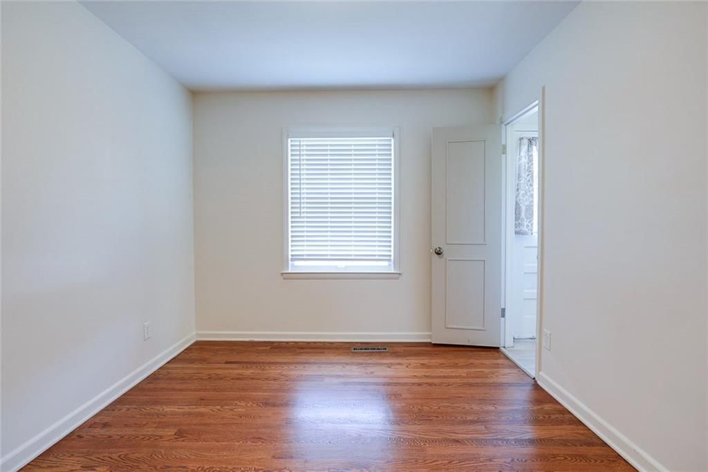 4246 N Lister Avenue — photo 15