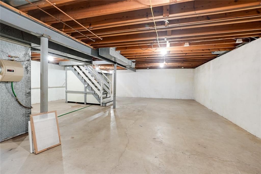 4246 N Lister Avenue — photo 26