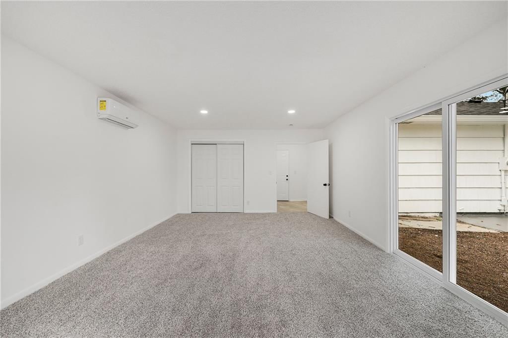 6410 Harvard Avenue — photo 23