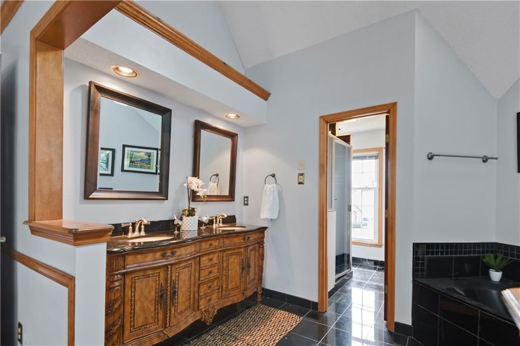 8346 Oakview Circle — photo 20