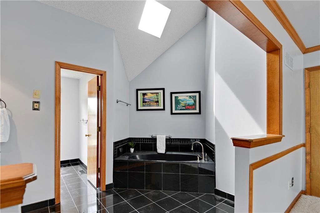 8346 Oakview Circle — photo 21