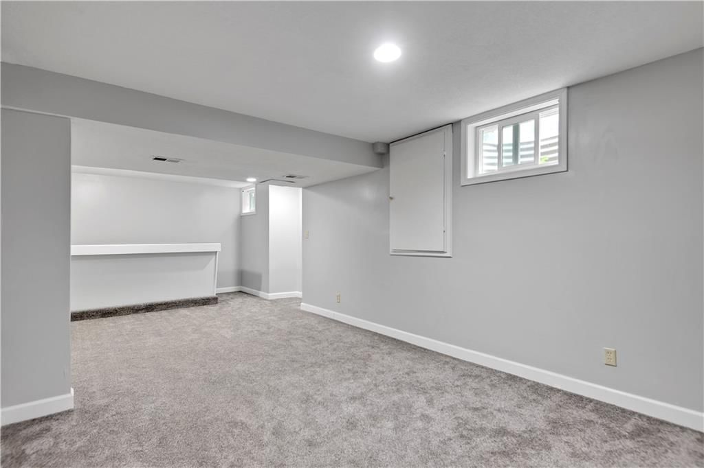 8346 Oakview Circle — photo 32
