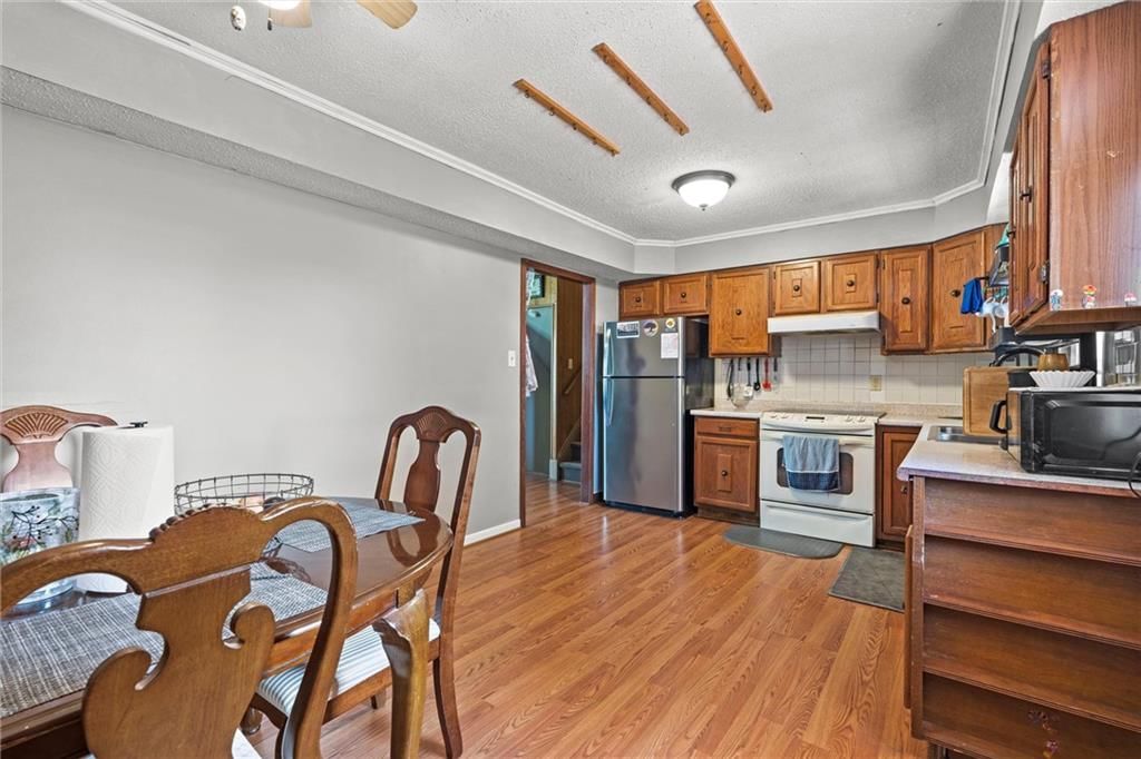 8555 Isabel Street — photo 13