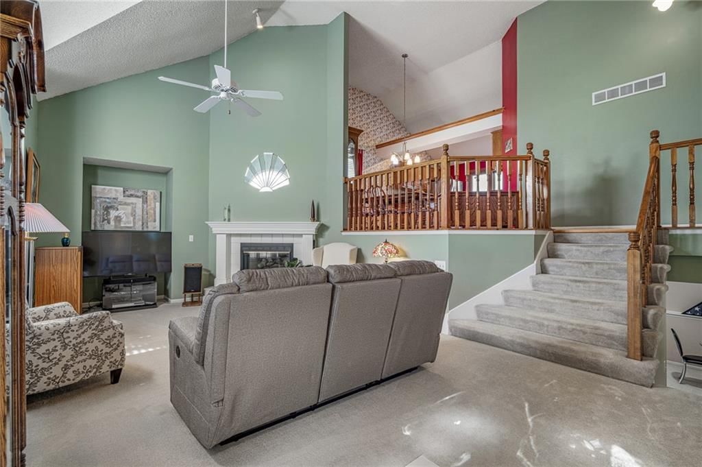 4524 Kingston Drive — photo 3