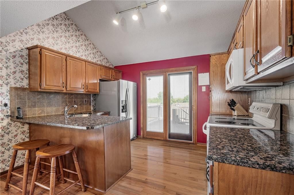 4524 Kingston Drive — photo 8