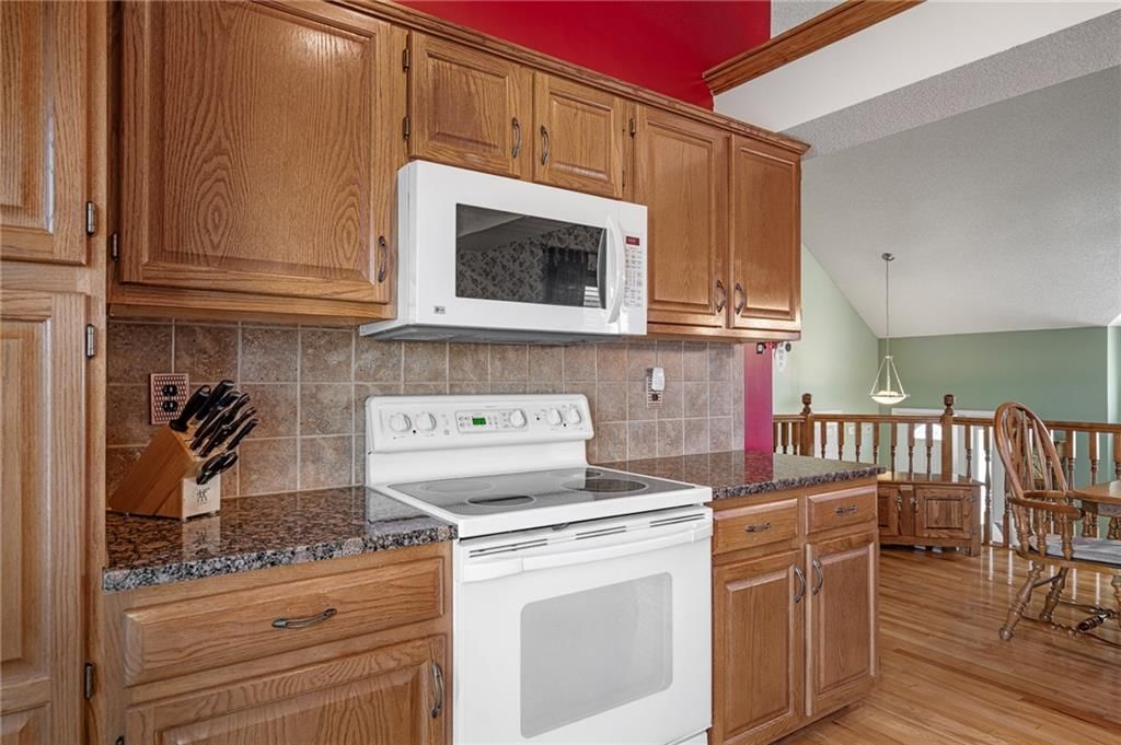 4524 Kingston Drive — photo 9