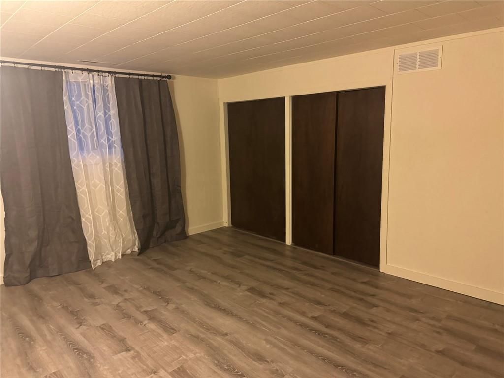 1203 College Street — photo 18