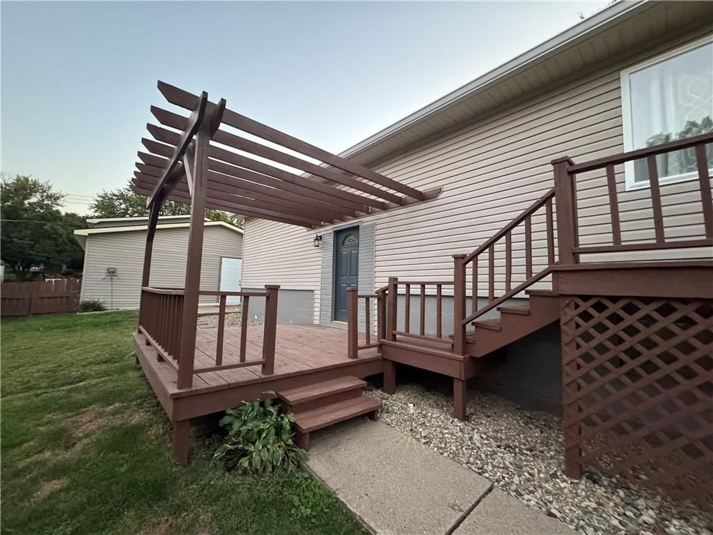 1203 College Street — photo 30
