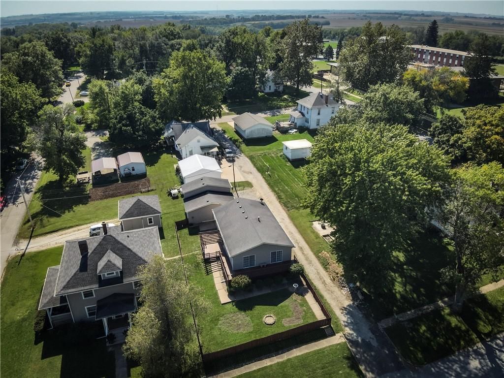 1203 College Street — photo 41