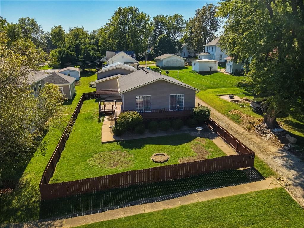 1203 College Street — photo 48