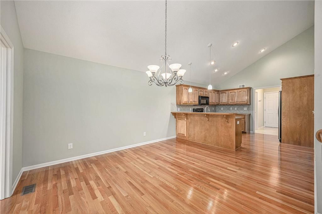 14031 W 152nd Terrace — photo 11