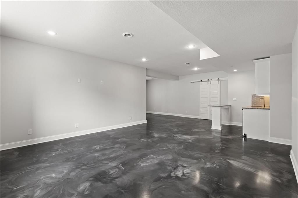 9778 Apple Blossom Lane — photo 57