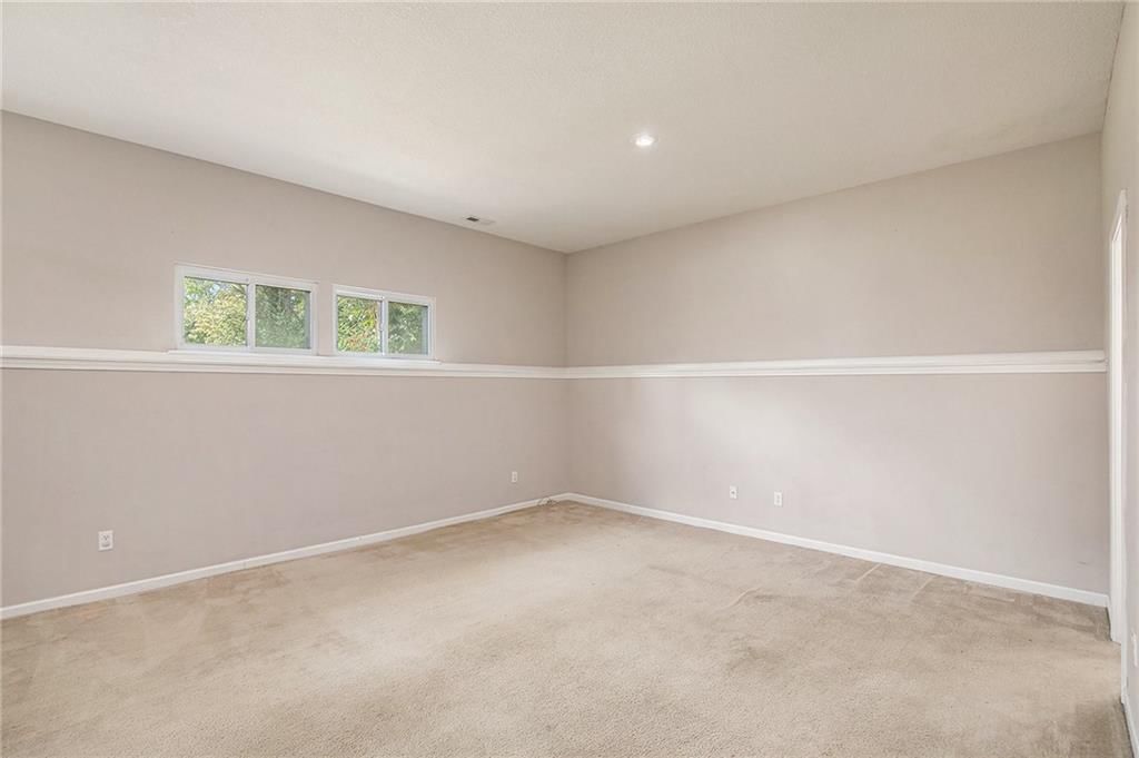 4806 N Wheeling Avenue — photo 12