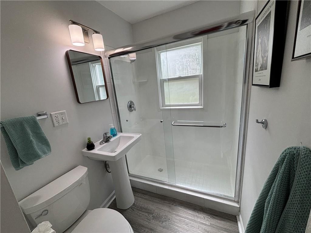 1325 W 29th Street — photo 8
