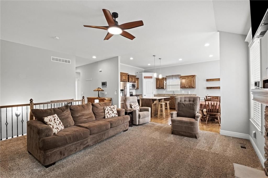 15307 Meyer Drive — photo 11