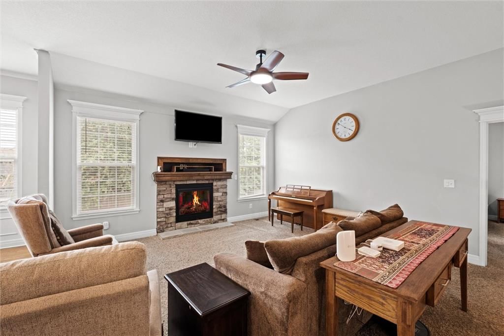 15307 Meyer Drive — photo 8