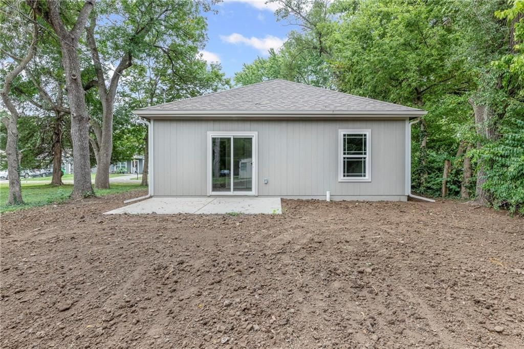 919 E Hamblin Street — photo 28