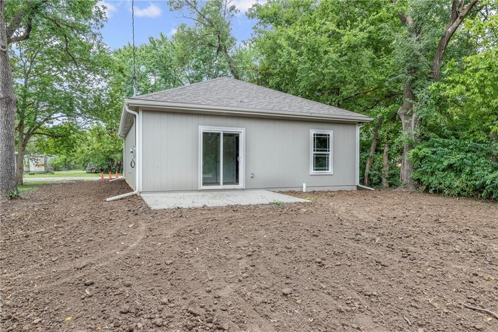919 E Hamblin Street — photo 29